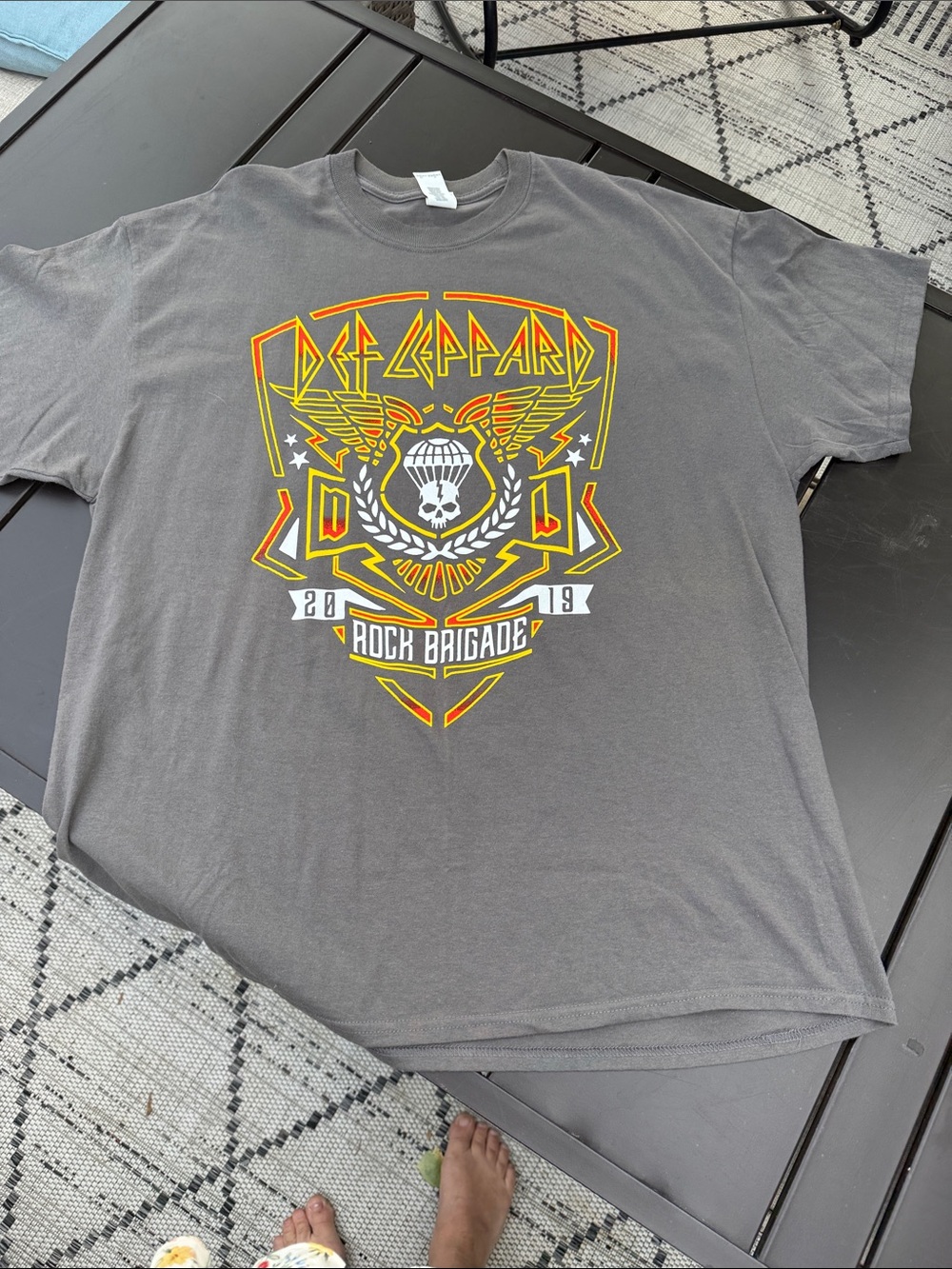 🔥 Def Leppard 2019 "Rock Brigade" Graphic Band Tee 🔥 NwOT